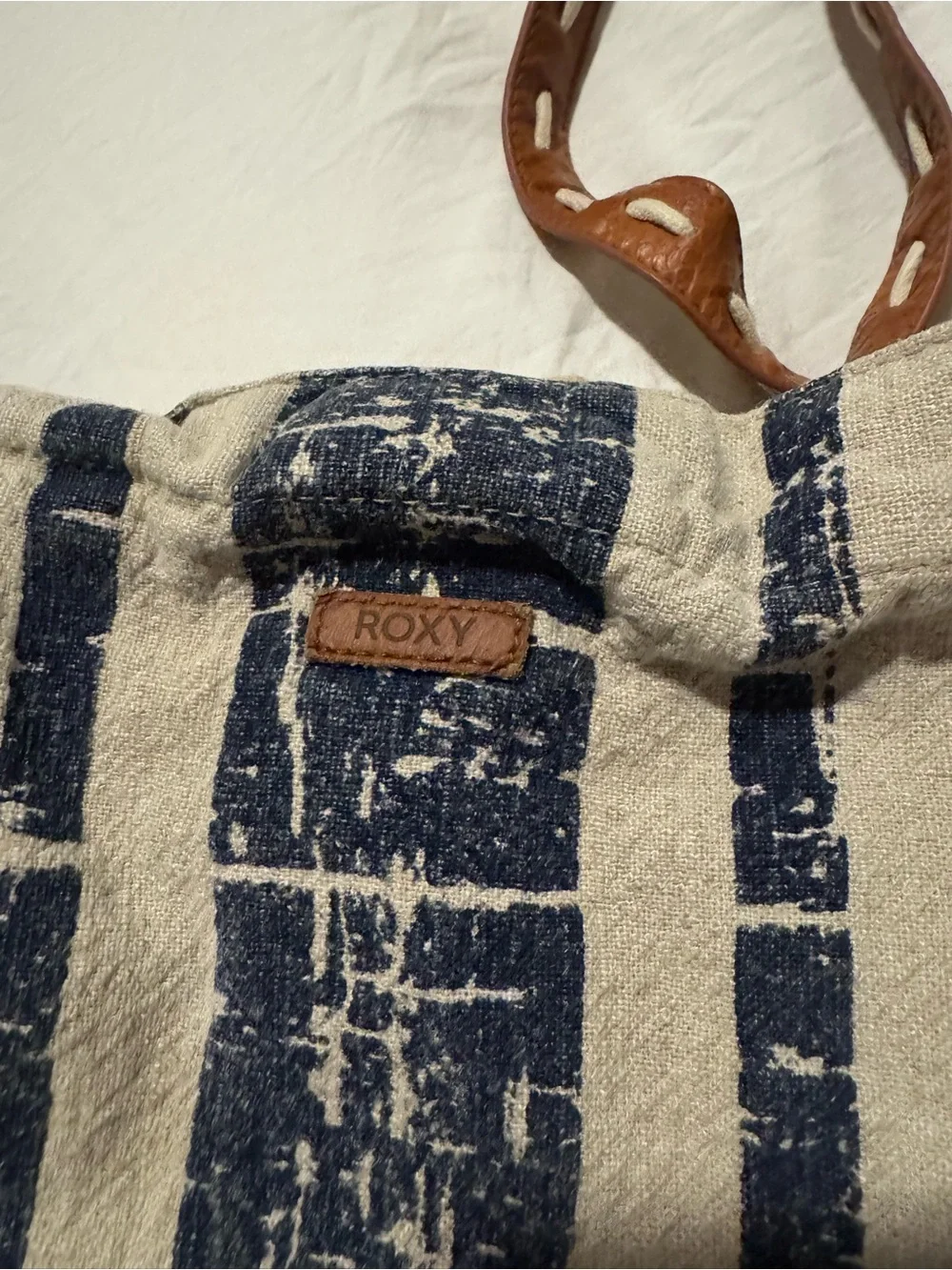 Roxy crossbody bag